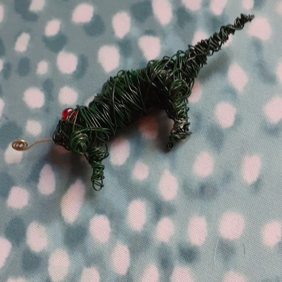 Handcrafted Wire Lizard Desk Ornament w/Beads - Picture 4 of 8